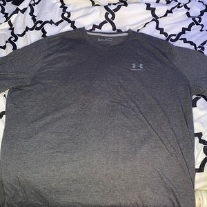 Under Armour Gray Short Sleeve T-Shirt